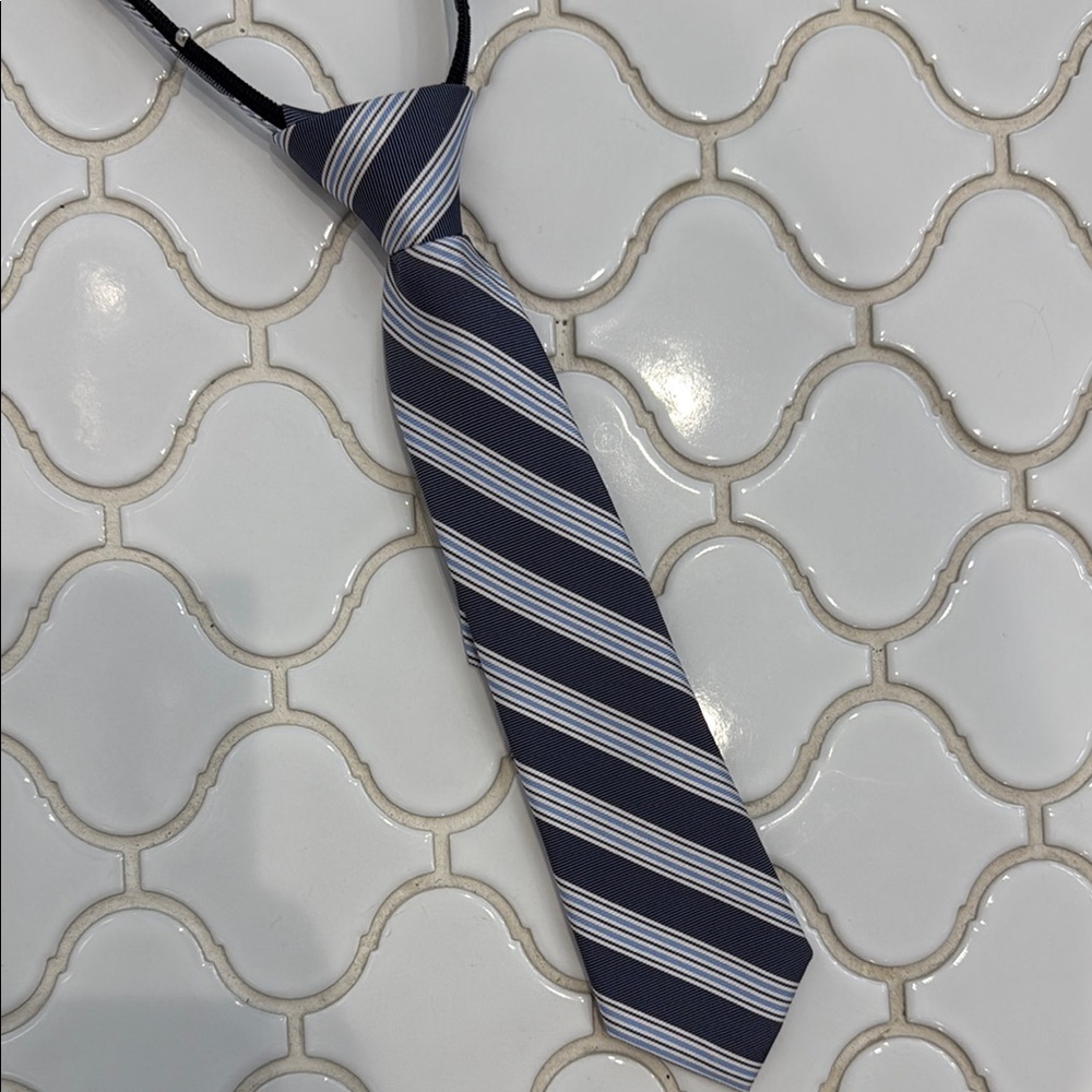 Nordstrom Blue and White Striped Tie